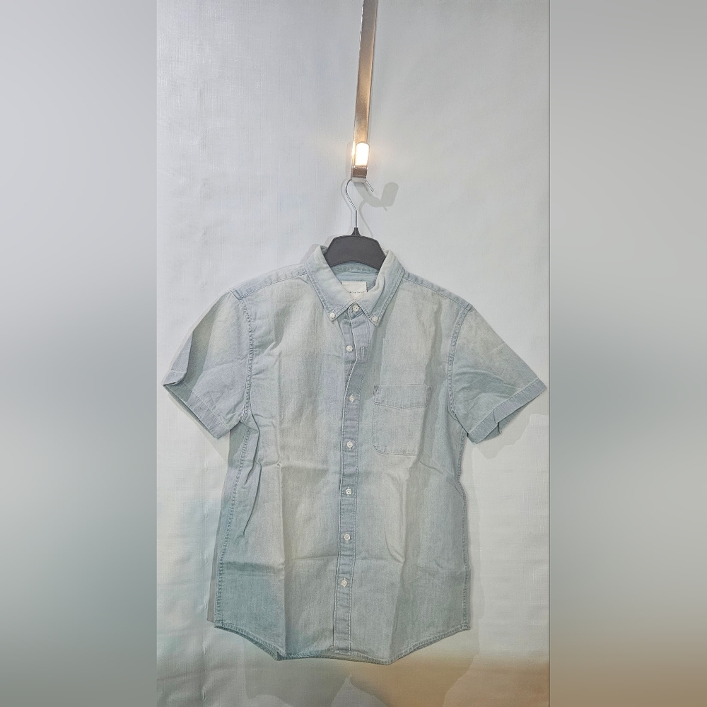 Short sleeve button down shirt